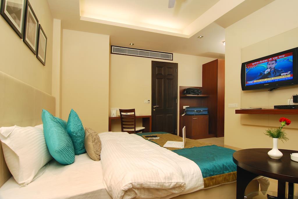 White Lotus Hotel Gurgaon Eksteriør billede